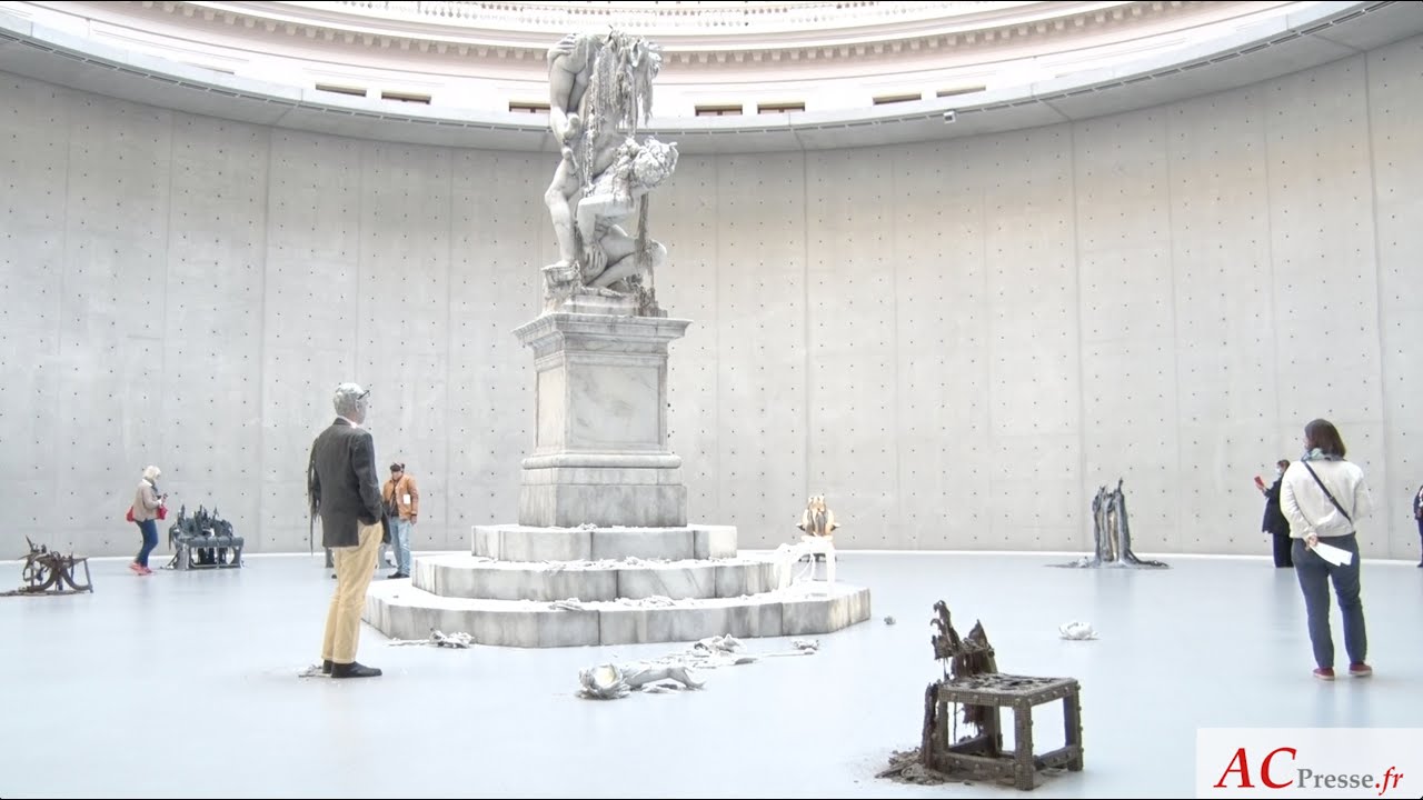 découvrez la bourse de commerce, magnifique écrin moderne abritant la collection pinault à paris. plongez dans un lieu d’exception où l’art contemporain rencontre le patrimoine historique.