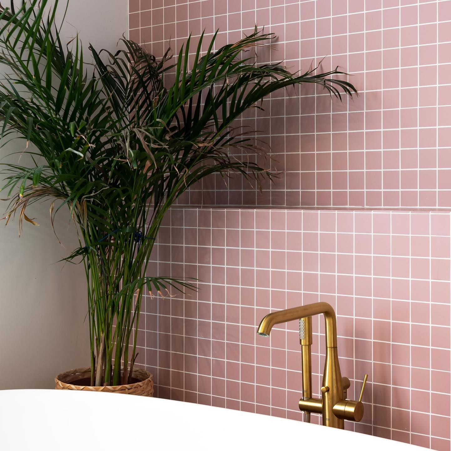 découvrez nos carreaux en grès cérame esthétiques, parfaits pour sublimer vos espaces intérieurs et extérieurs avec élégance et durabilité. grand choix de styles et de couleurs pour tous vos projets de décoration.