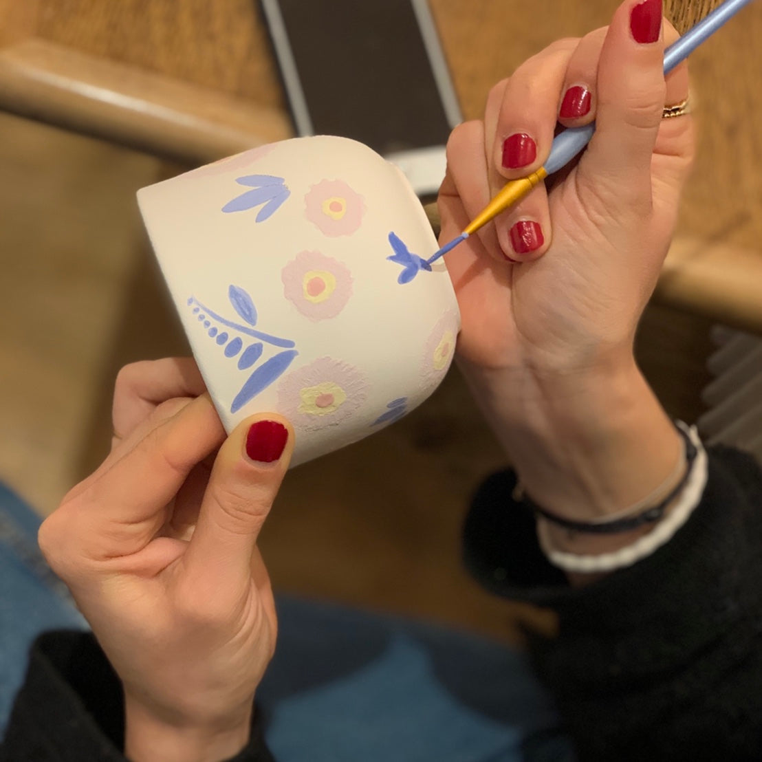 découvrez les tarifs et conseils pour la peinture intérieure et extérieure dans le 14ème arrondissement de paris. estimez le coût de vos travaux avec nos experts locaux.