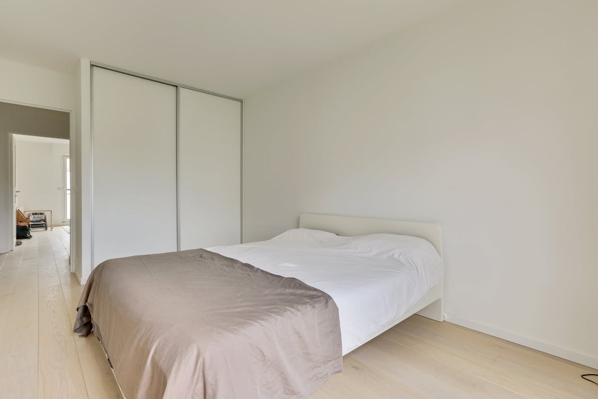 découvrez les tarifs pour des travaux de peinture dans le 14ème arrondissement de paris : prix au m², conseils pour obtenir un devis précis et astuces pour réduire votre budget rénovation.