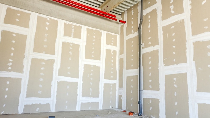 découvrez le coût du placo pour vos travaux de rénovation : prix au m2, main d’œuvre, conseils et astuces pour estimer votre budget et réussir votre projet facilement.