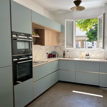 découvrez des cuisines modernes à paris 75005 : design contemporain, matériaux innovants et aménagements optimisés pour transformer votre espace culinaire en véritable pièce de vie tendance.