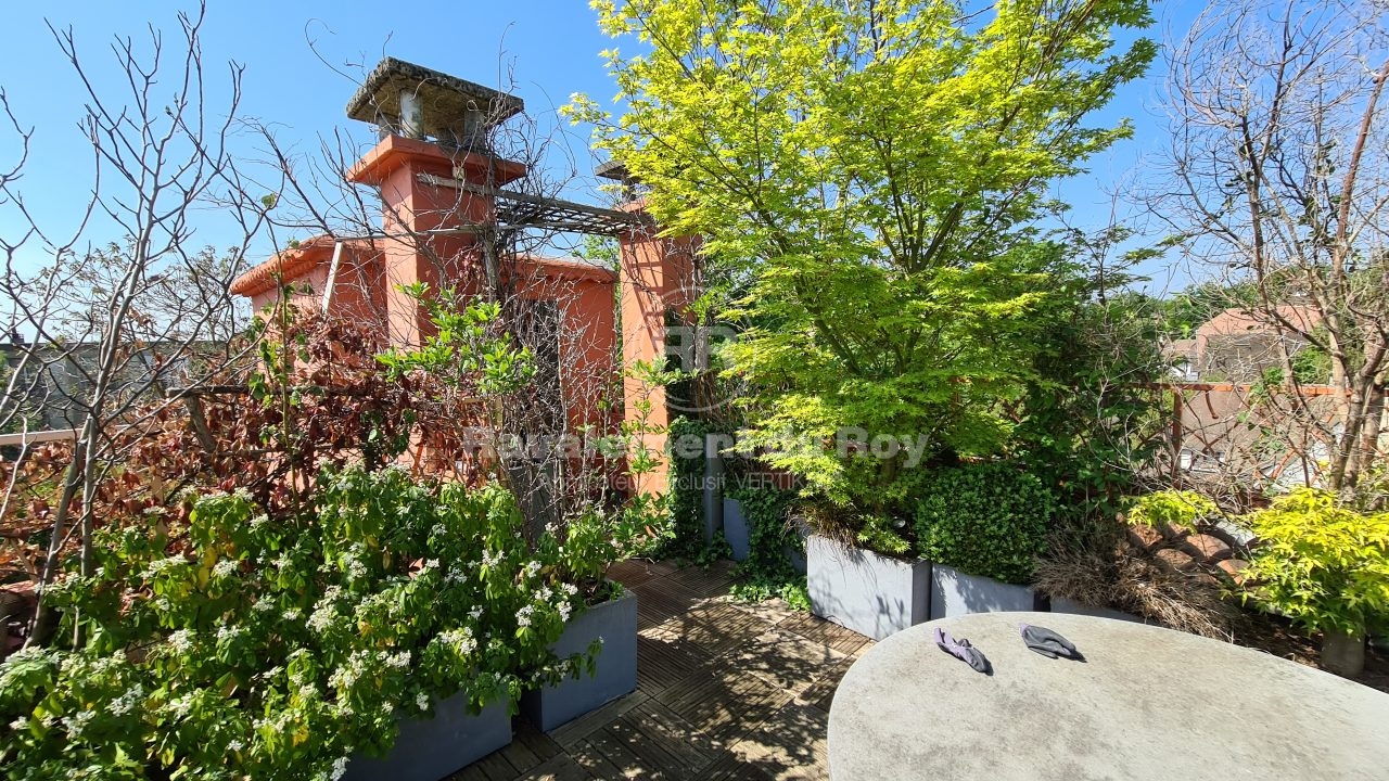 confiez la rénovation de votre appartement à garches à des professionnels qualifiés. solutions sur-mesure, conseils personnalisés et accompagnement complet pour moderniser votre intérieur en toute sérénité.