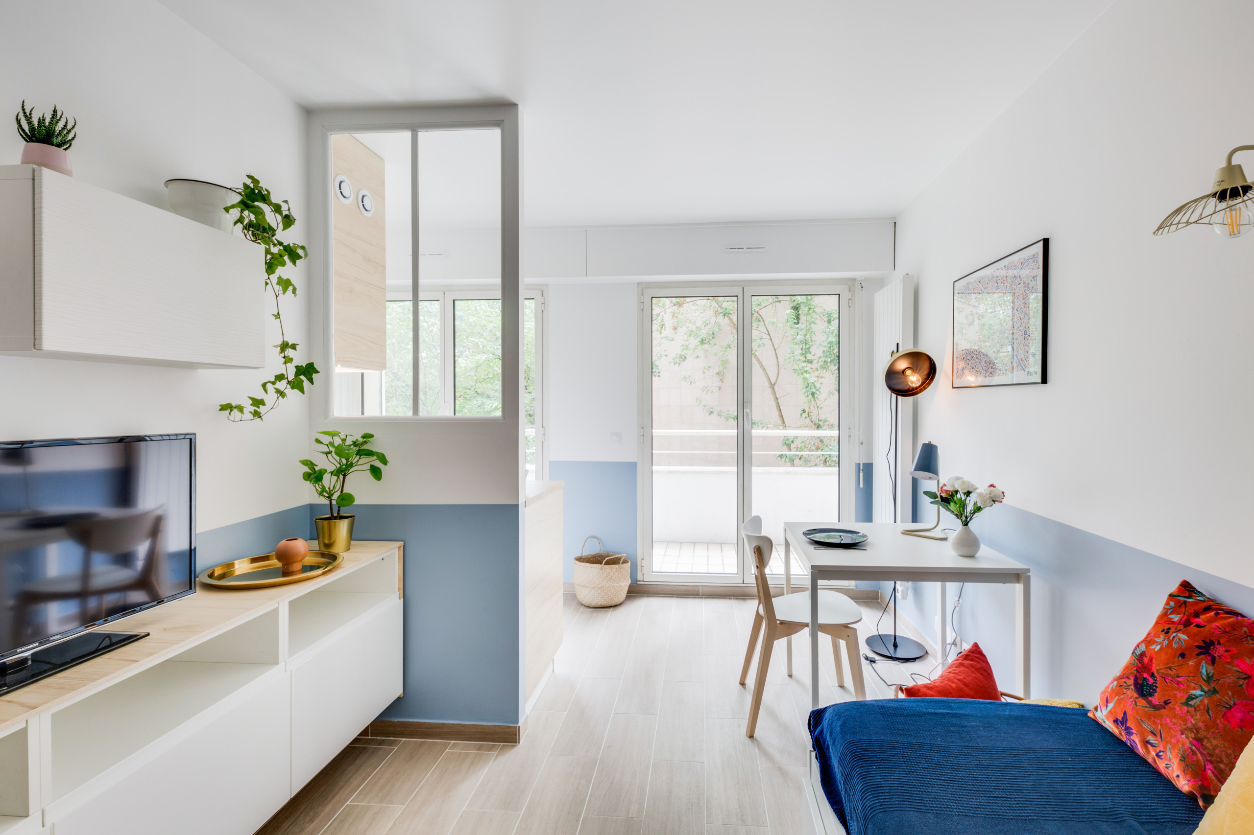 confiez la rénovation de votre appartement à paris à des experts qualifiés. solutions sur mesure, conseils personnalisés et réalisation de travaux de qualité pour moderniser et valoriser votre bien immobilier.