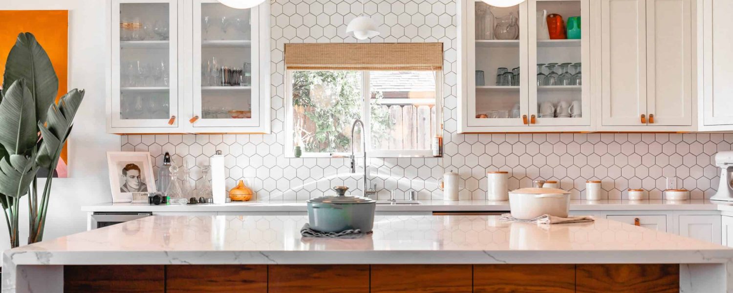 transformez votre espace avec notre service de rénovation de cuisine à paris 5 : conception sur mesure, matériaux de qualité et artisans expérimentés pour une cuisine moderne et fonctionnelle.