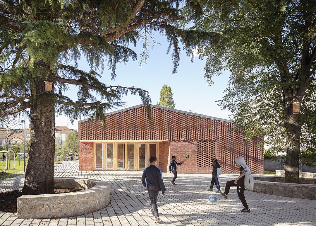 découvrez nos services de rénovation à fontenay : transformation d’espaces intérieurs et extérieurs, travaux de qualité pour particuliers et professionnels. demandez votre devis personnalisé !