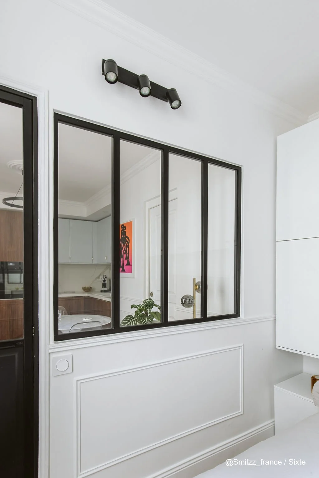 spécialistes en rénovation de moulures à paris 75009, nous redonnons vie à vos intérieurs avec des finitions élégantes et sur mesure. expertise, savoir-faire et devis gratuit.