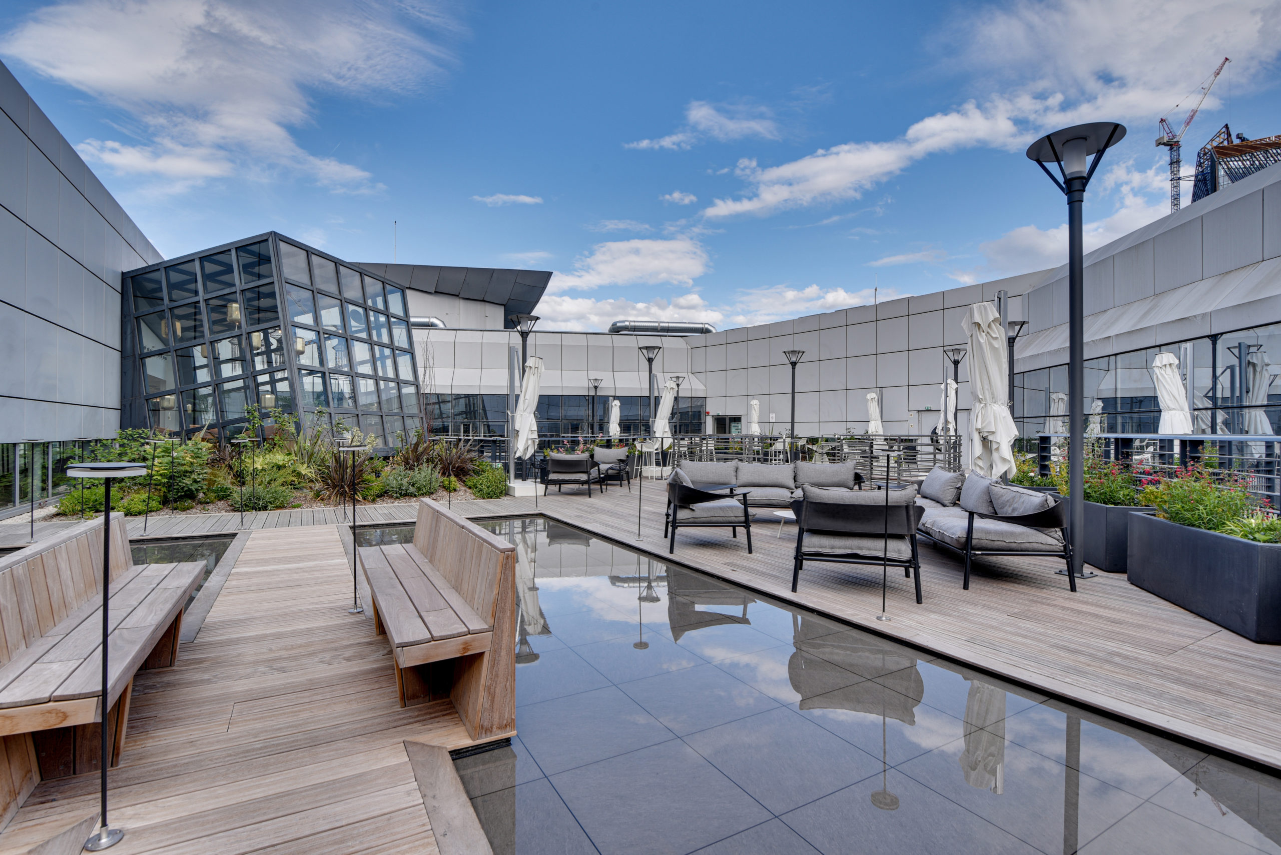 confiez vos travaux de rénovation à puteaux à des professionnels qualifiés. découvrez nos services pour appartements, maisons et locaux professionnels : conseils sur mesure, devis gratuits et résultats garantis pour valoriser votre bien.