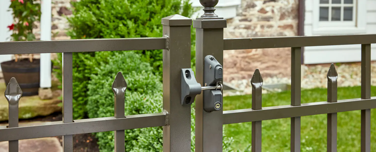 découvrez nos astuces serrurerie essentielles pour renforcer la sécurité de votre maison et protéger efficacement votre foyer contre les intrusions.