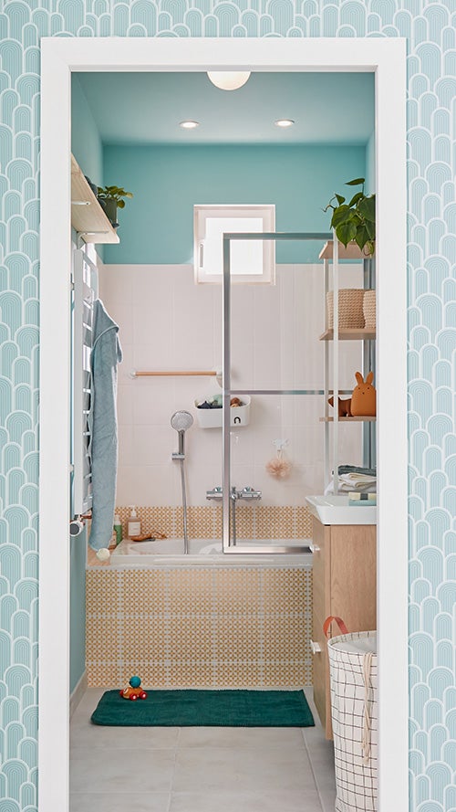 découvrez les dimensions minimales idéales pour la rénovation d'une salle de bain, afin d'optimiser l'espace tout en garantissant confort et fonctionnalité.