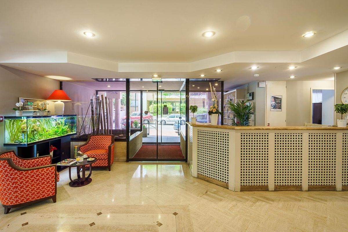 découvrez des solutions pour vivre dans un domicile à garches en toute tranquillité, avec des conseils pour votre confort et votre sérénité au quotidien.