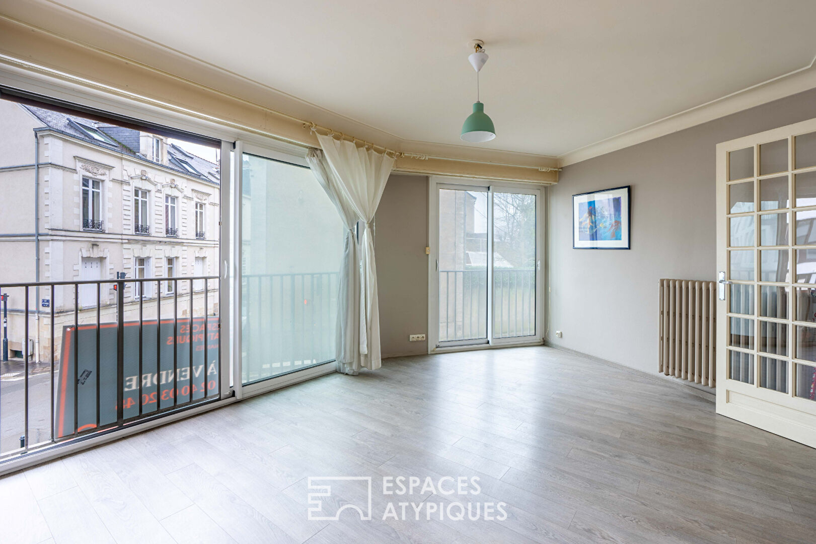 découvrez les logements sociaux disponibles dans le triangle d’or, offrant un cadre de vie agréable et accessible pour tous.