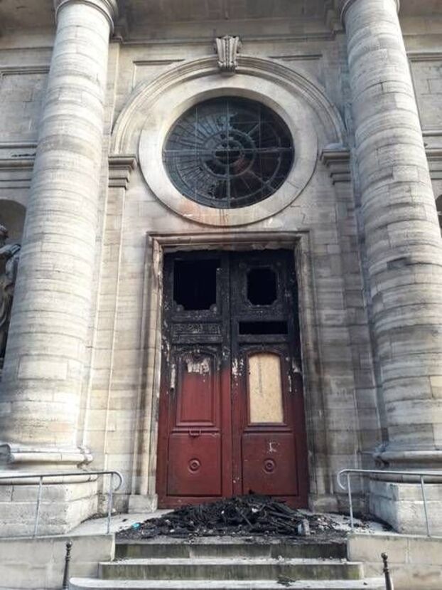 découvrez les projets de restauration des églises et fontaines à paris, alliant patrimoine historique et rénovation urbaine pour préserver la beauté de la capitale.