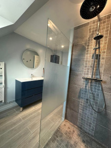 vous cherchez un plombier à arcueil ? découvrez nos services rapides et efficaces pour tous vos besoins en plomberie : dépannage, installation, entretien. intervention 7j/7 par des experts qualifiés !