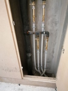 plombier meudon spécialisé en installation et réparation de plomberie. intervention rapide et efficace pour tous vos besoins de plomberie à meudon.