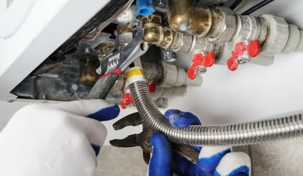 plombier qualifié à savigny-le-temple (77176) pour tous vos travaux de plomberie : installation, réparation et dépannage rapide. service fiable et professionnel.