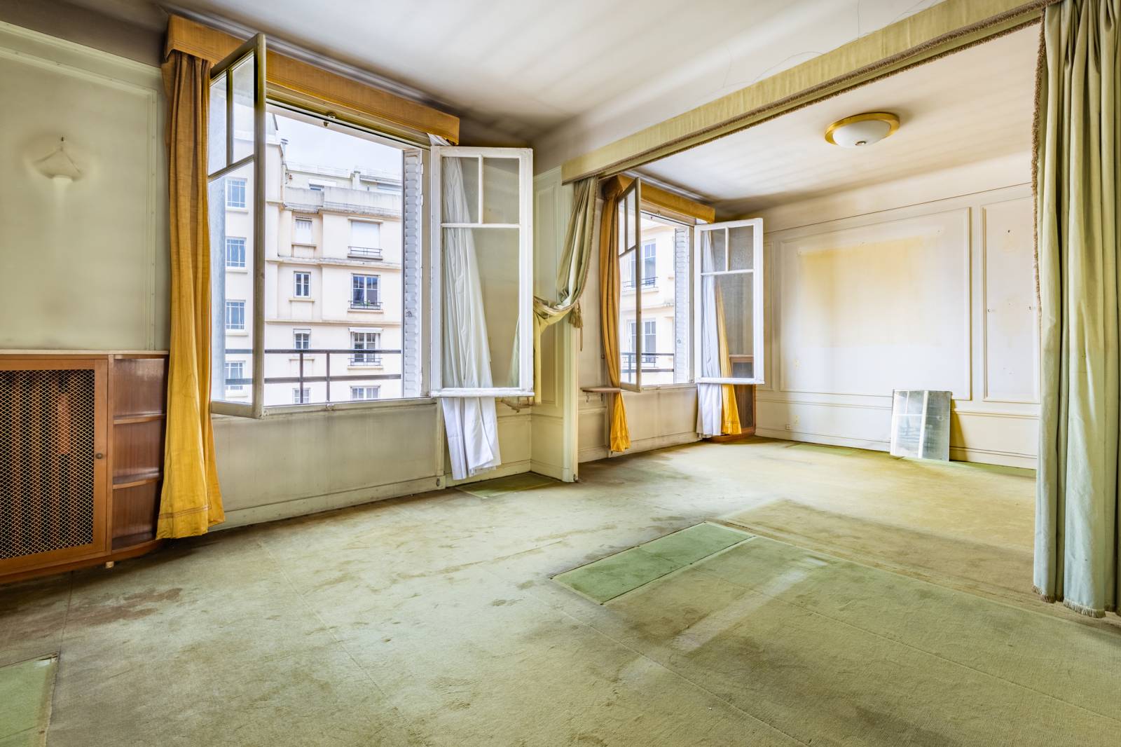 experts en rénovation d'appartements à sèvres, nous transformons votre espace avec qualité et savoir-faire. devis personnalisé et travaux garantis.