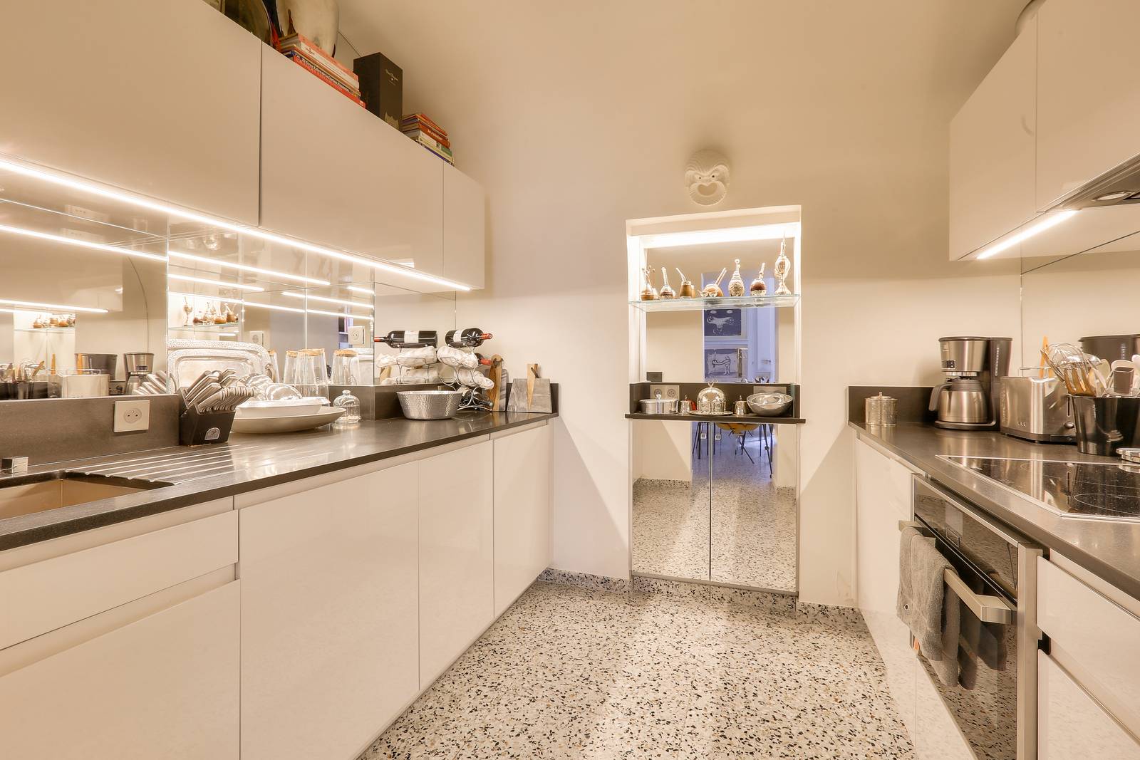 confiez la rénovation de votre appartement à vanves à des experts qualifiés. conseils, devis personnalisés et travaux sur-mesure pour moderniser et valoriser votre bien.