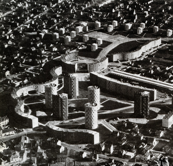 découvrez l'évolution des rénovations urbaines à paris, un processus étalé dans le temps qui transforme la ville tout en respectant son histoire et son patrimoine.