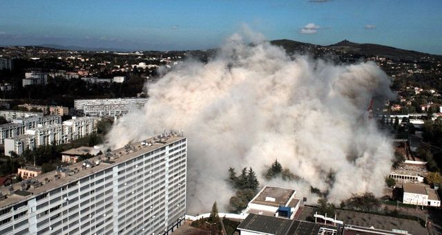 découvrez les projets de rénovations urbaines à paris, planifiés et étalés dans le temps pour transformer durablement la ville.