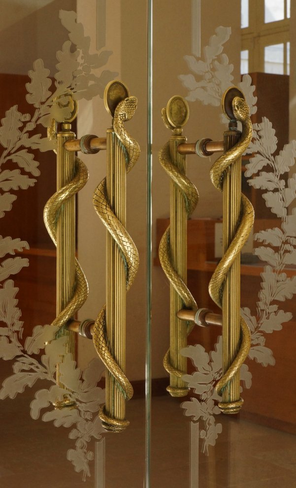 découvrez val-de-grâce, le nouveau centre de santé innovant à paris, offrant des soins modernes et personnalisés pour votre bien-être.